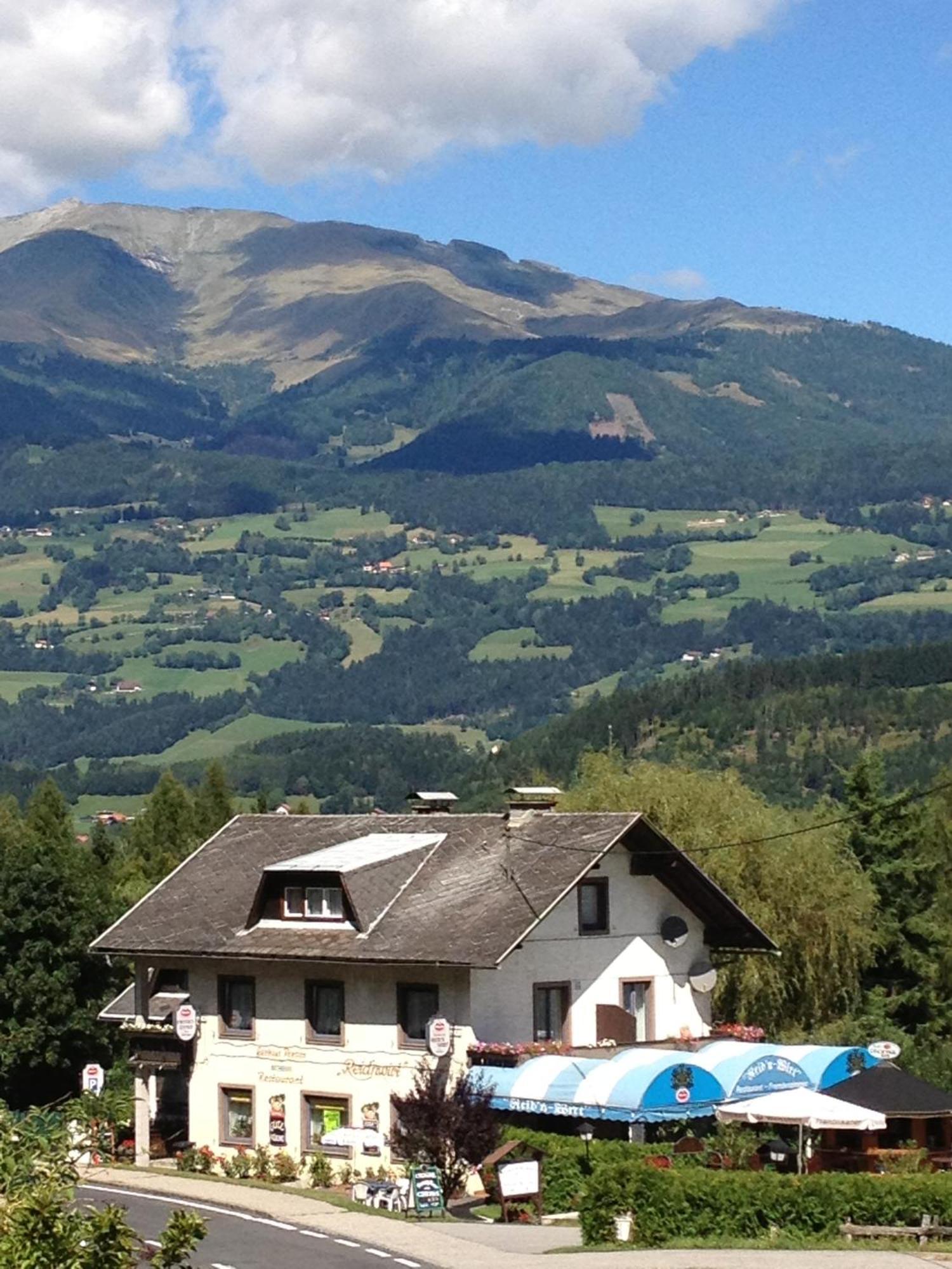 Gasthof-Pension Reidnwirt Baldramsdorf Exteriör bild