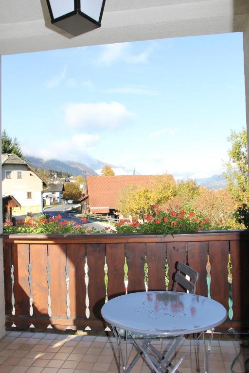 Gasthof-Pension Reidnwirt Baldramsdorf Exteriör bild